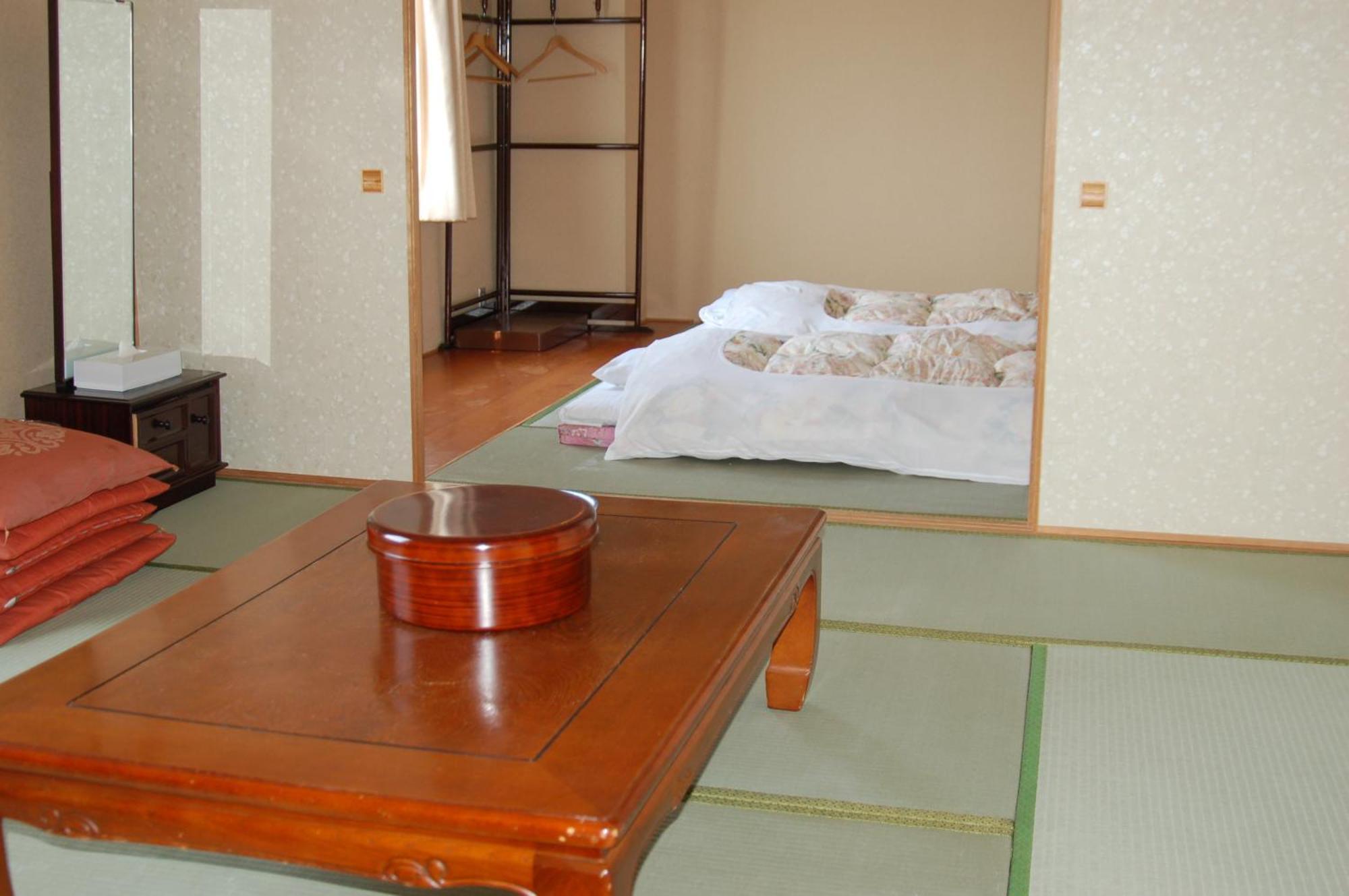 Shizunai Eclipse Hotel Shinhidaka Стая снимка