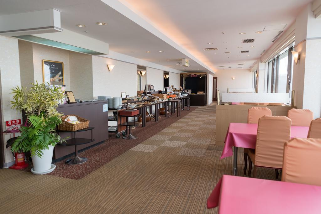 Shizunai Eclipse Hotel Shinhidaka Екстериор снимка